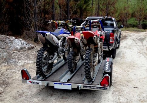 Erde_751_3_bike_trailer.JPG